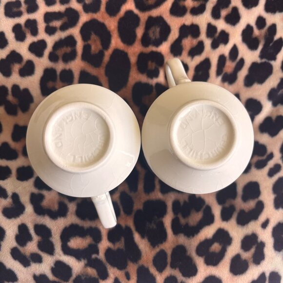 Vintage Churchill Blue Willow Tea Cups – Made in England – Set Of 2 Beautiful - Picture 4 of 5